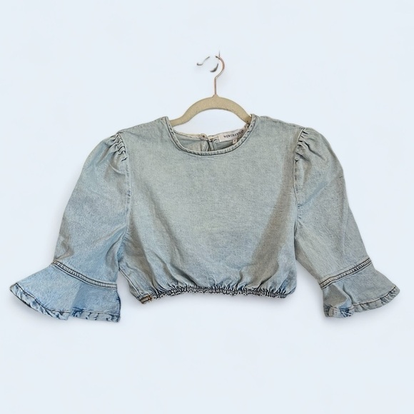 NWT WeWoreWhat cropped denim top ruffle peasant sleeve crop blouse women’s small - Picture 1 of 8